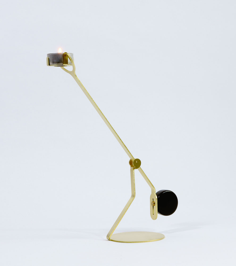 Bougeoir design The Rising Balance | Maison du bougeoir