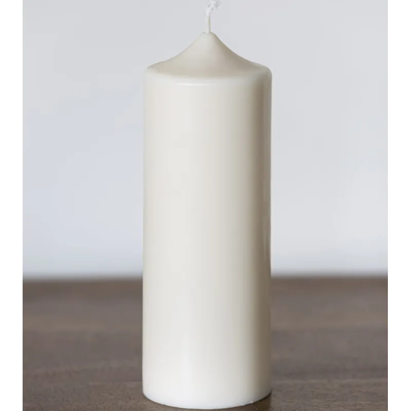 Bougie en cire de colza Ø 7 cm H 18,5 cm, fabrication artisanale sur table en bois