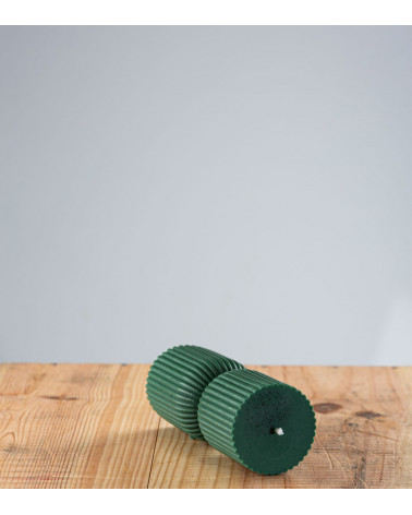 Bougie naturelle artisanale Célanie, cire végétale, design inspiré des colonnes grecques, vue allongée