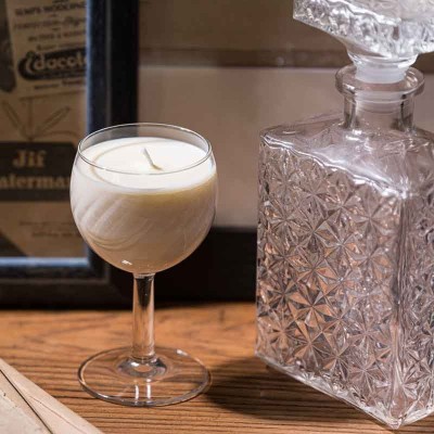Bougie naturelle verre à vin upcyclé