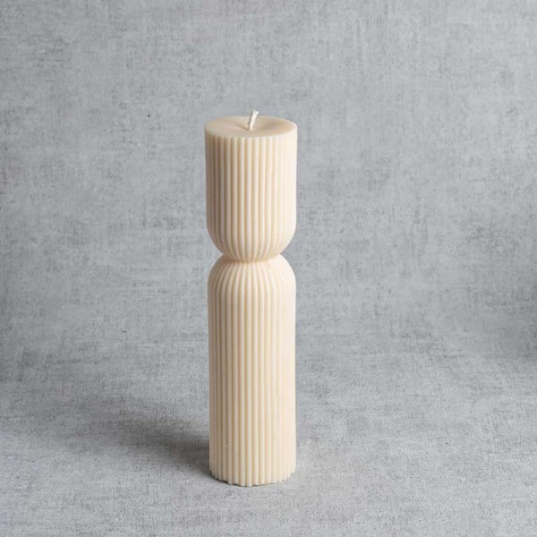 Bougie naturelle côtelée grand modèle en cire de colza, fabrication artisanale
