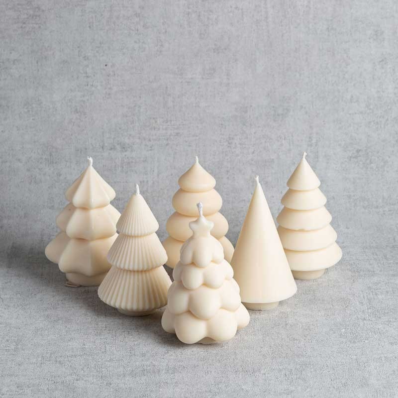 Ensemble de 6 bougies sapins de Noël en cire végétale de colza, fabrication artisanale française.