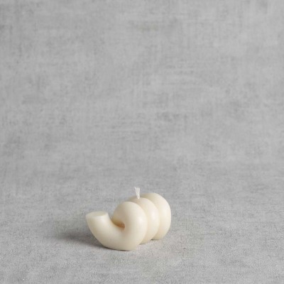 Bougie nœud "II" en cire végétale – H 4,9 cm – vue de face