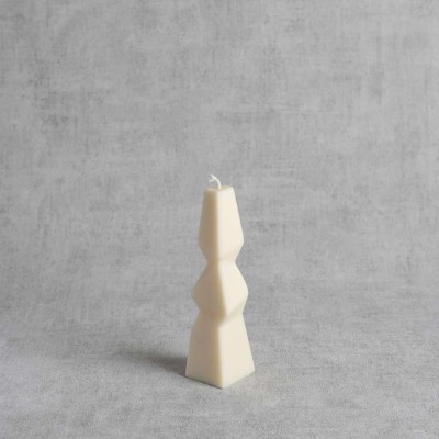Bougie "Dobraduras IV" en cire végétale – H 15 cm – vue de face
