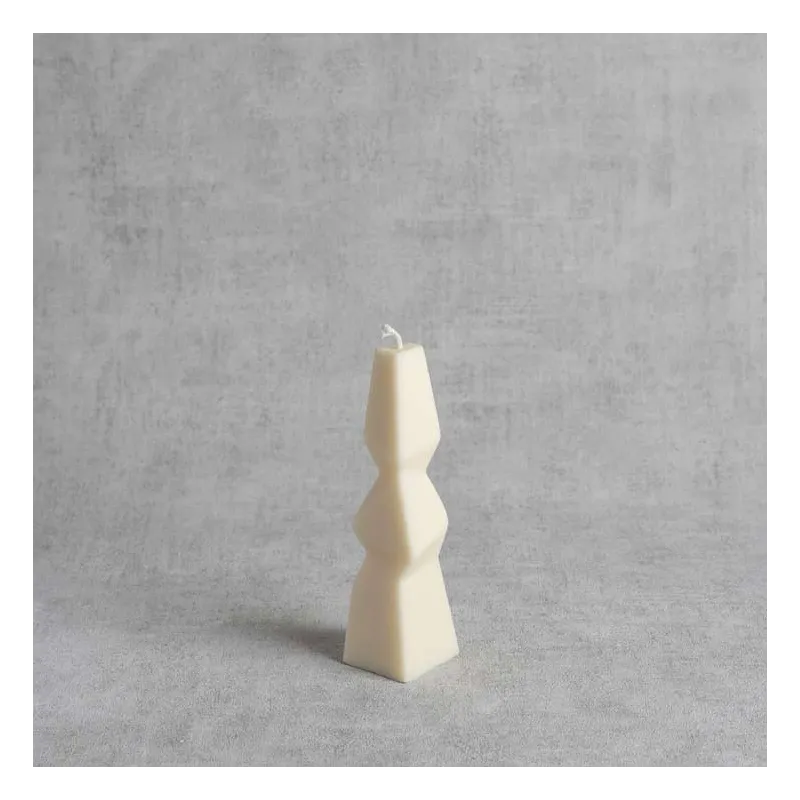 Bougie "Dobraduras IV" en cire végétale – H 15 cm – vue de face