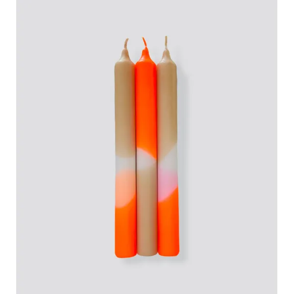 Bougies Dip Dye Papaya Sand – Un trio de bougies élégantes aux teintes de papaye et sable pour illuminer vos moments.